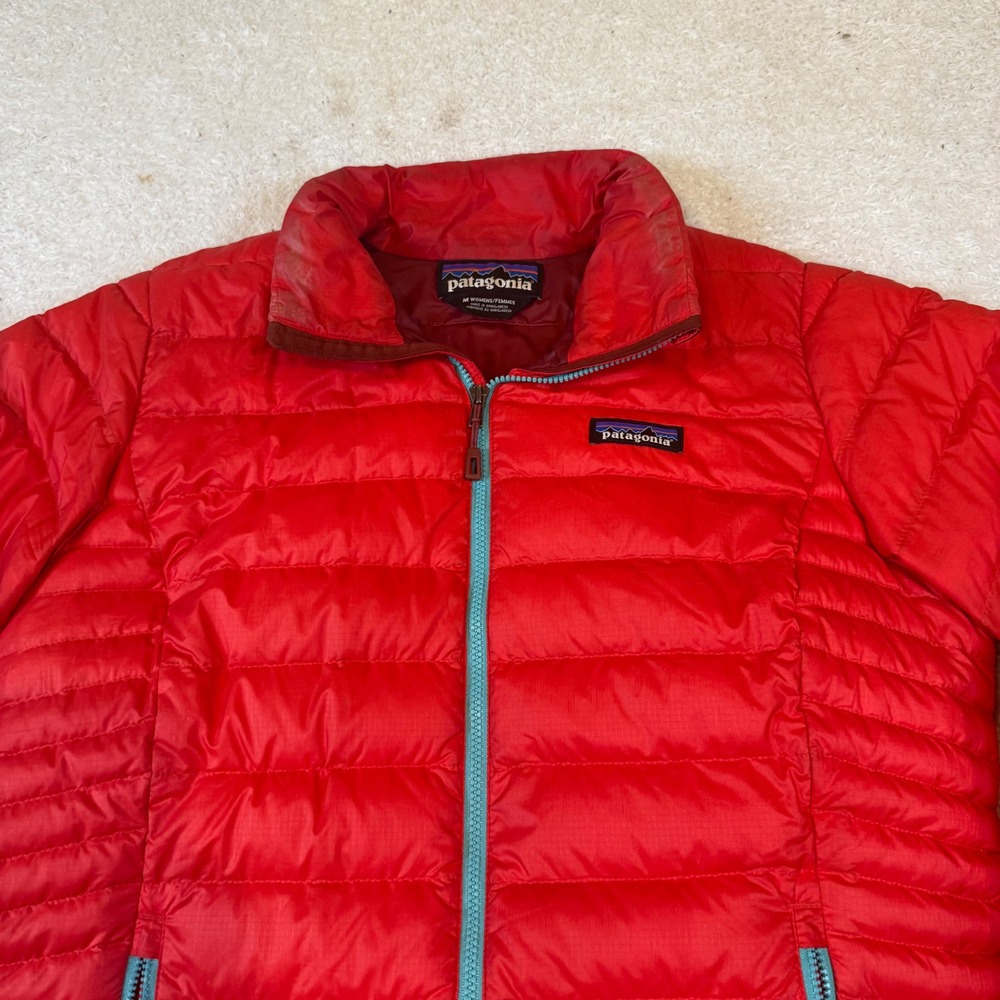 Patagonia Womens Down Sweater Jacket Red Puffer Full Zip Goose Down Medium - Picture 2 of 7